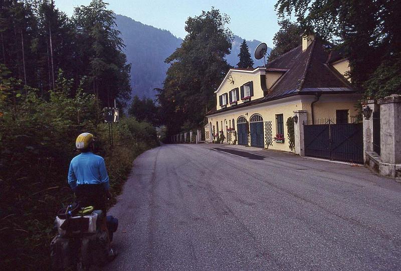 WT 4300 389-24 Austria.jpg